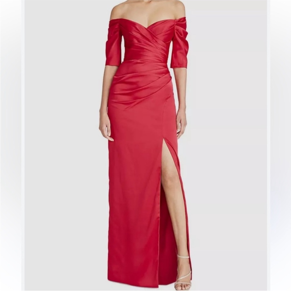 NWT Theia Sienna $Off-Shoulder Gown Pomegranate Red Long Sleeve 3/4 Sleeve Dress